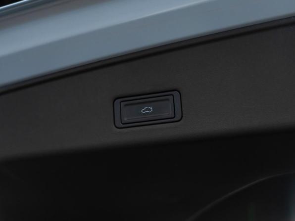 Omoda C5 I с пробегом 2023 года, цена 1 990 000 рублей, 13247 км, внедорожник, Автокод Объявления