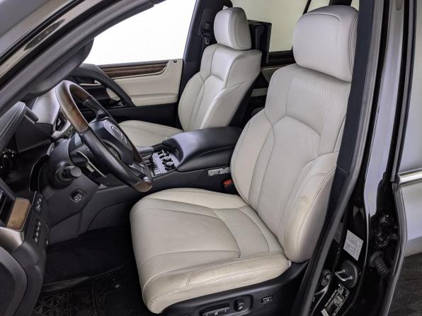 Lexus LX III Рестайлинг 2 с пробегом 2018 года, цена 9 990 000 рублей, 59664 км, внедорожник, Автокод Объявления