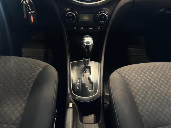 Hyundai Solaris I с пробегом 2012 года, цена 720 000 рублей, 163319 км, хэтчбек, Автокод Объявления