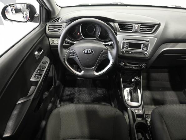 Kia Rio III Рестайлинг с пробегом 2017 года, цена 1 169 900 рублей, 173500 км, седан, Автокод Объявления
