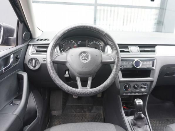 Skoda Rapid I с пробегом 2016 года, цена 943 000 рублей, 144420 км, лифтбек, Автокод Объявления