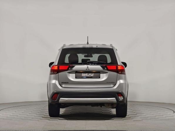 Mitsubishi Outlander III Рестайлинг 2 с пробегом 2016 года, цена 1 469 000 рублей, 256728 км, внедорожник, Автокод Объявления