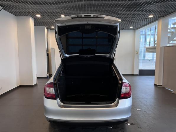 Skoda Rapid I Рестайлинг с пробегом 2019 года, цена 1 035 000 рублей, 223072 км, лифтбек, Автокод Объявления