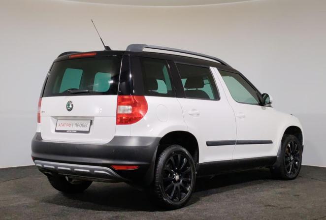 Skoda Yeti I с пробегом 2012 года, цена 700 000 рублей, 247110 км, внедорожник, Автокод Объявления