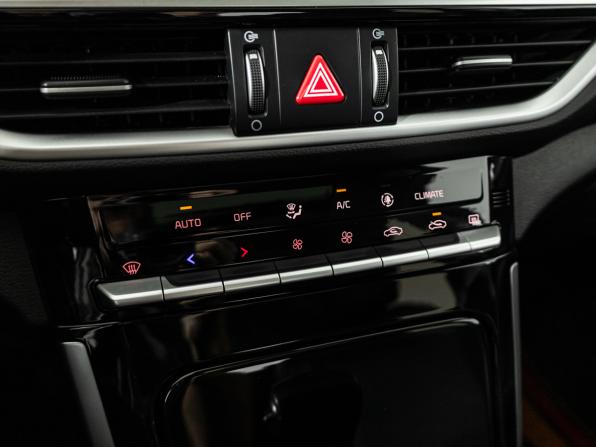 Kia K3 II (China Market) с пробегом 2022 года, цена 1 799 700 рублей, 60225 км, седан, Автокод Объявления