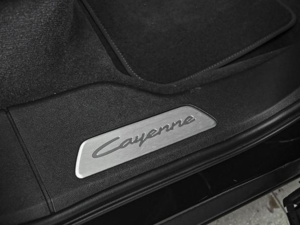 Porsche Cayenne III Рестайлинг с пробегом 2024 года, цена 16 350 000 рублей, 34752 км, внедорожник, Автокод Объявления