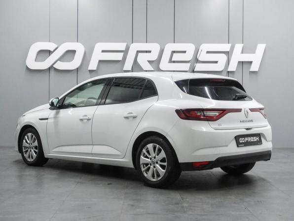 Renault Megane IV с пробегом 2017 года, цена 1 339 000 рублей, 237961 км, хэтчбек, Автокод Объявления