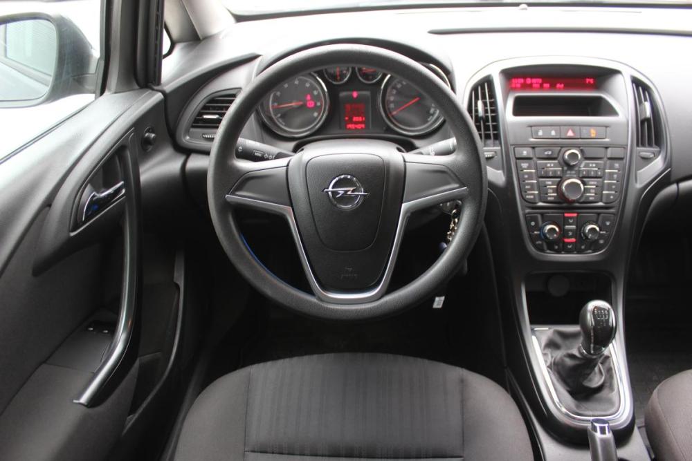 Opel Astra J Рестайлинг Белгород  - изображение 17