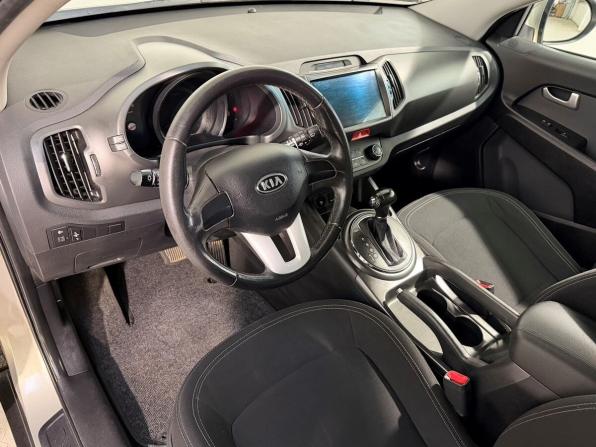 Kia Sportage III с пробегом 2010 года, цена 1 299 800 рублей, 124000 км, внедорожник, Автокод Объявления