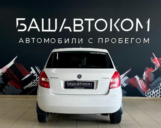 Skoda Fabia II Рестайлинг с пробегом 2013 года, цена 690 000 рублей, 97189 км, хэтчбек, Автокод Объявления