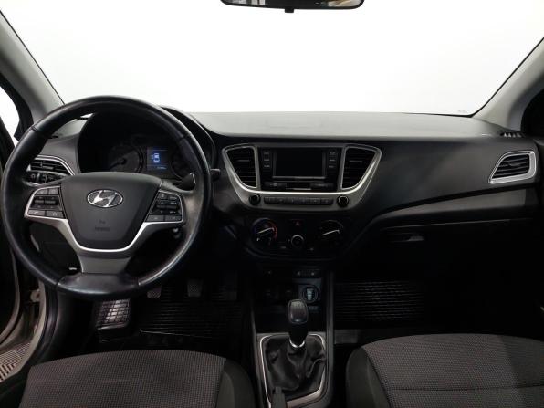 Hyundai Solaris II с пробегом 2019 года, цена 1 360 000 рублей, 81838 км, седан, Автокод Объявления
