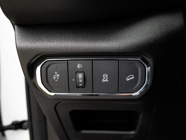 Haval Jolion I Рестайлинг с пробегом 2025 года, цена 2 399 000 рублей, 8298 км, внедорожник, Автокод Объявления