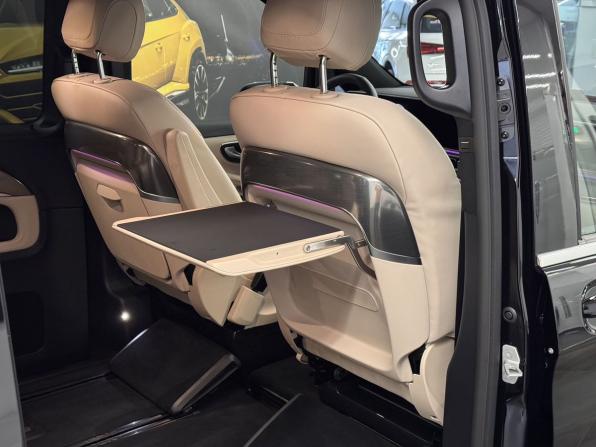 Mercedes-Benz V-Класс III (W447) Рестайлинг 2 с пробегом 2025 года, цена 18 000 000 рублей, 30 км, минивэн, Автокод Объявления