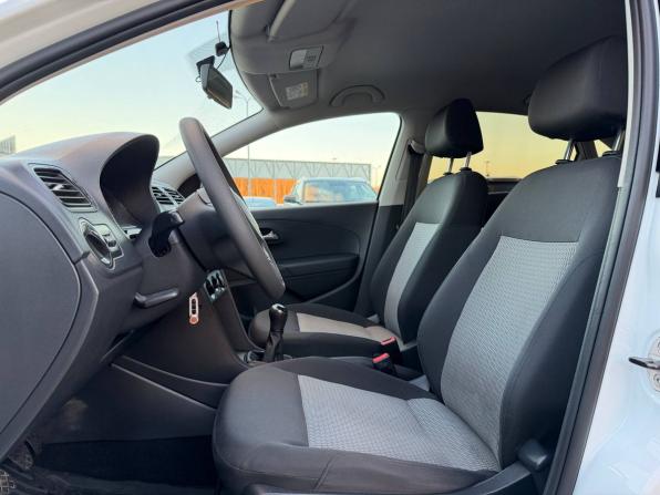Volkswagen Polo V с пробегом 2015 года, цена 795 000 рублей, 157408 км, седан, Автокод Объявления