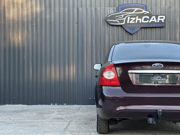 Ford Focus II Рестайлинг с пробегом 2009 года, цена 399 000 рублей, 276800 км, седан, Автокод Объявления