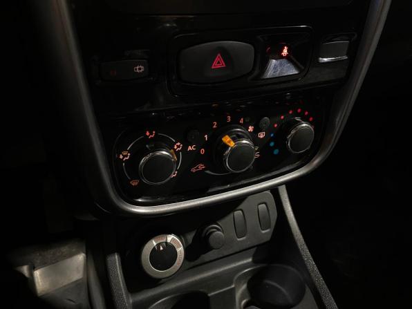 Renault Duster I с пробегом 2012 года, цена 980 000 рублей, 185220 км, внедорожник, Автокод Объявления
