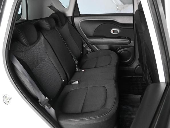 Kia Soul II Рестайлинг с пробегом 2017 года, цена 1 629 000 рублей, 125731 км, хэтчбек, Автокод Объявления