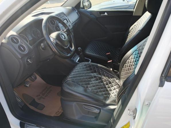 Volkswagen Tiguan I Рестайлинг с пробегом 2014 года, цена 908 800 рублей, 321924 км, внедорожник, Автокод Объявления