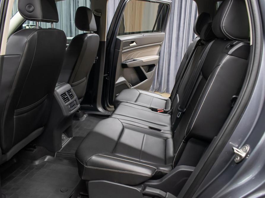 Volkswagen Teramont I Рестайлинг Москва  - изображение 13
