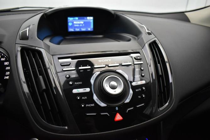 Ford Kuga II с пробегом 2014 года, цена 1 075 000 рублей, 272907 км, внедорожник, Автокод Объявления
