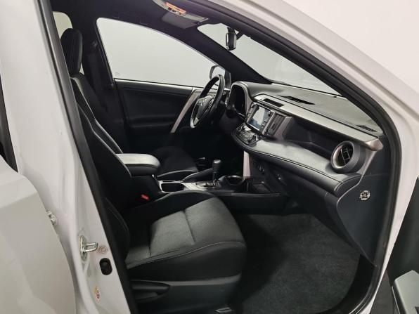 Toyota RAV4 IV (XA40) Рестайлинг с пробегом 2019 года, цена 2 649 000 рублей, 86793 км, внедорожник, Автокод Объявления
