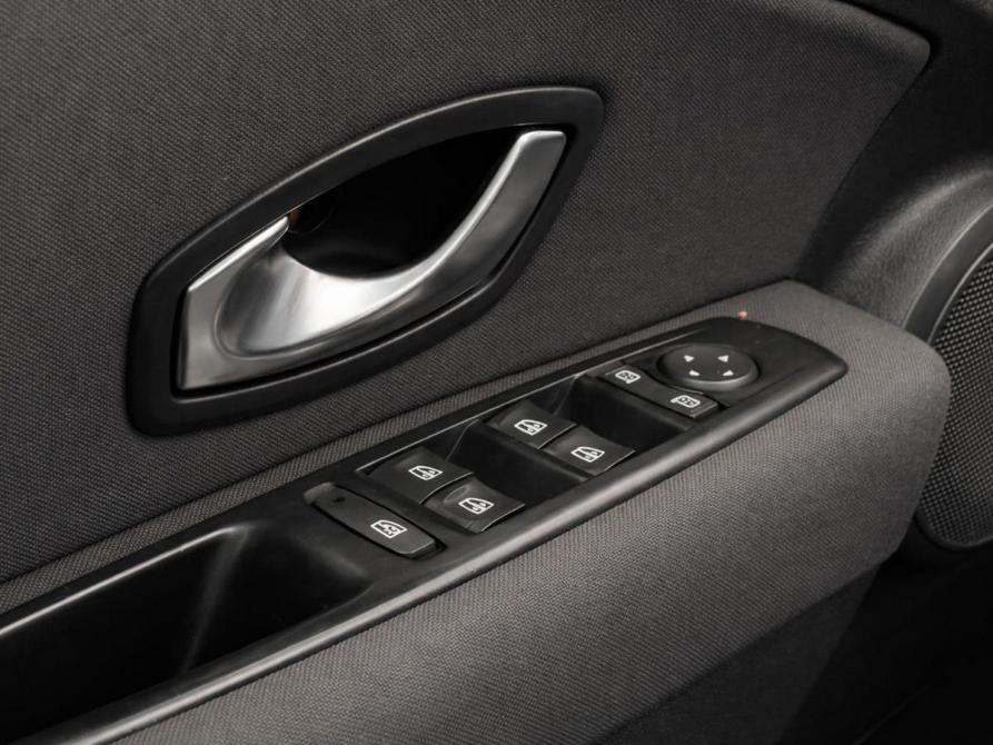 Renault Fluence I Пермь  - изображение 12
