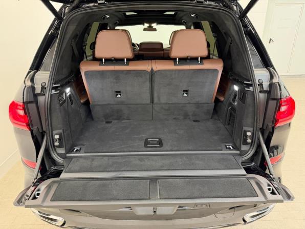 BMW X7 I (G07) с пробегом 2021 года, цена 7 990 000 рублей, 116895 км, внедорожник, Автокод Объявления
