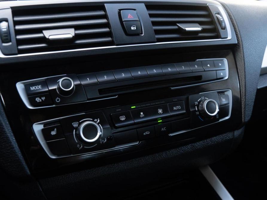 BMW 1 серии II (F20/F21) Рестайлинг Волгоград  - изображение 14