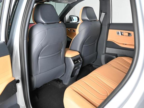 Geely Galaxy Starship 7 с пробегом 2025 года, цена 3 299 000 рублей, 61 км, внедорожник, Автокод Объявления