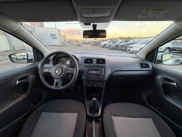 Volkswagen Polo V с пробегом 2015 года, цена 795 000 рублей, 157408 км, седан, Автокод Объявления