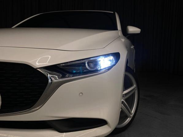 Mazda 3 IV (BP) с пробегом 2020 года, цена 1 600 000 рублей, 112000 км, седан, Автокод Объявления