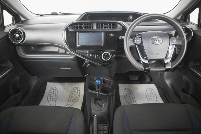 Toyota Aqua I Рестайлинг 2 с пробегом 2018 года, цена 1 299 000 рублей, 140000 км, хэтчбек, Автокод Объявления