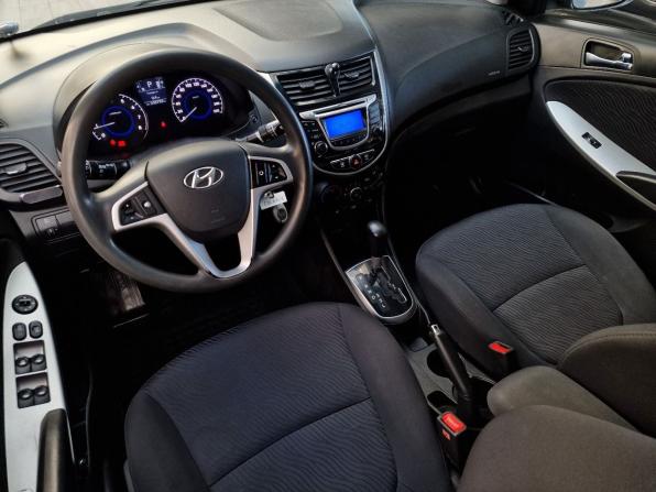 Hyundai Solaris I с пробегом 2014 года, цена 699 000 рублей, 235756 км, седан, Автокод Объявления
