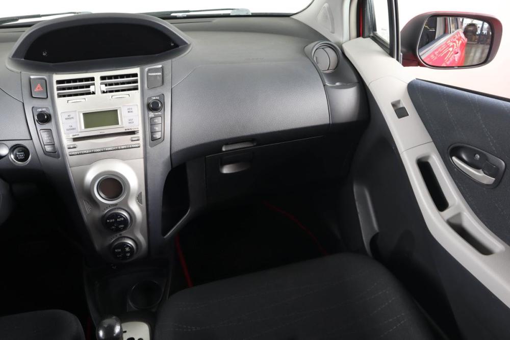 Toyota Yaris II Пермь  - изображение 16