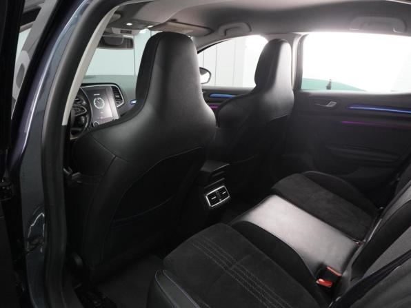 Renault Megane IV с пробегом 2018 года, цена 2 120 000 рублей, 144488 км, хэтчбек, Автокод Объявления