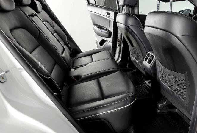 Kia Sportage IV Рестайлинг с пробегом 2018 года, цена 2 200 000 рублей, 99000 км, внедорожник, Автокод Объявления