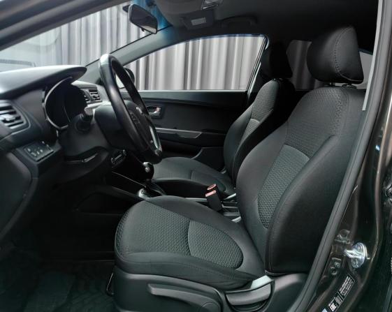 Kia Rio III Рестайлинг с пробегом 2016 года, цена 1 255 000 рублей, 59490 км, седан, Автокод Объявления