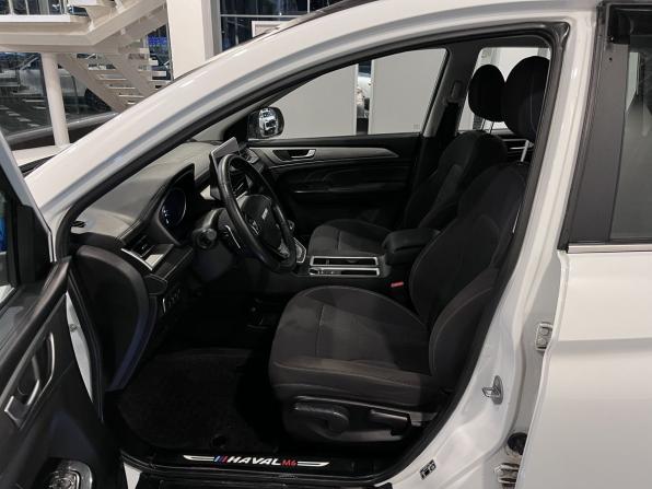 Haval M6 II с пробегом 2023 года, цена 2 015 000 рублей, 43325 км, внедорожник, Автокод Объявления