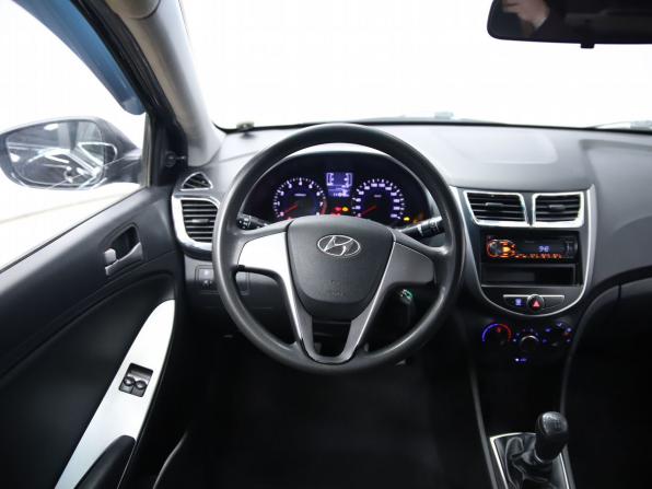 Hyundai Solaris I Рестайлинг с пробегом 2016 года, цена 850 000 рублей, 111548 км, седан, Автокод Объявления