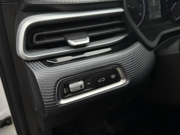 Geely Emgrand II с пробегом 2024 года, цена 1 597 000 рублей, 27968 км, седан, Автокод Объявления