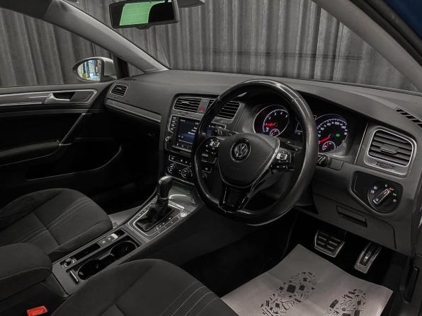 Volkswagen Golf VII с пробегом 2015 года, цена 1 489 000 рублей, 176000 км, универсал, Автокод Объявления