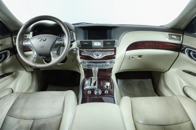 Infiniti M IV с пробегом 2013 года, цена 1 799 000 рублей, 279000 км, седан, Автокод Объявления