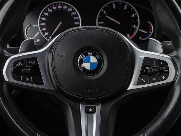 BMW 5 серии VII (G30/G31/G38) с пробегом 2019 года, цена 3 818 000 рублей, 65751 км, седан, Автокод Объявления