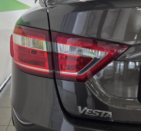 Lada (ВАЗ) Vesta I с пробегом 2018 года, цена 895 000 рублей, 61000 км, седан, Автокод Объявления