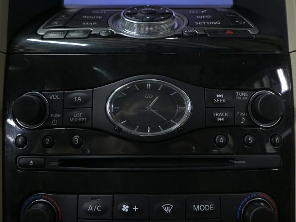 Infiniti QX70 с пробегом 2014 года, цена 2 220 000 рублей, 140900 км, внедорожник, Автокод Объявления
