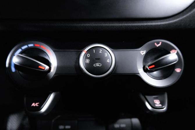 Kia Rio IV с пробегом 2020 года, цена 1 299 999 рублей, 90104 км, седан, Автокод Объявления