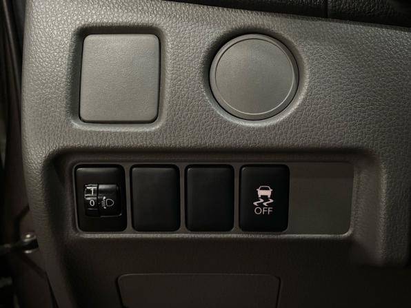 Mitsubishi L200 V с пробегом 2017 года, цена 1 759 000 рублей, 217000 км, offers.body_type.unknown, Автокод Объявления