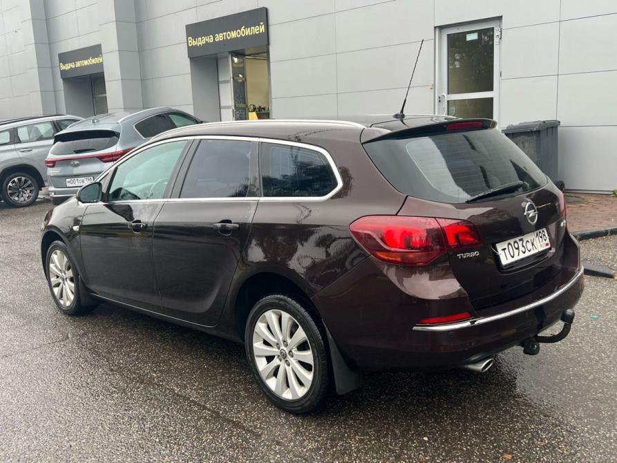 Opel Astra J Рестайлинг Санкт-Петербург  - изображение 6