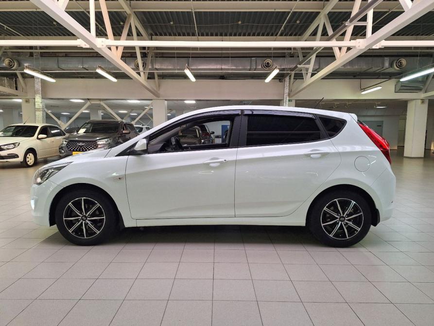 Hyundai Solaris I Челябинск  - изображение 4