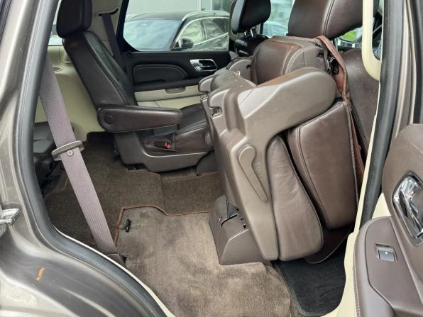 Cadillac Escalade III с пробегом 2013 года, цена 1 899 000 рублей, 265535 км, внедорожник, Автокод Объявления